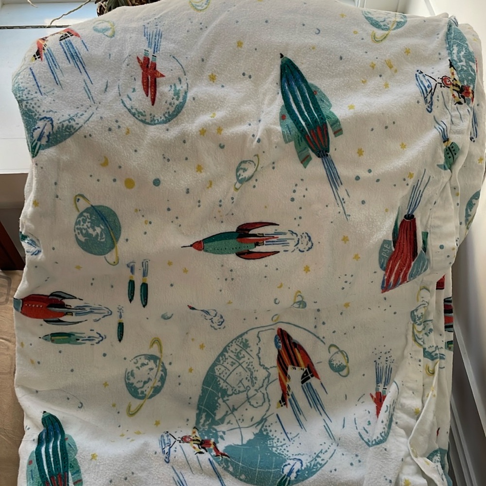 Garnet Hill Spaceship Flannel Duvet Cover. Mint condition! Super soft.